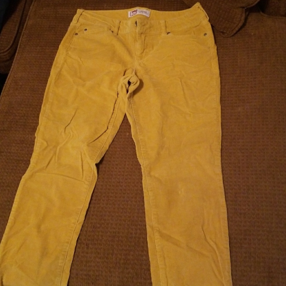 Yellow jeans